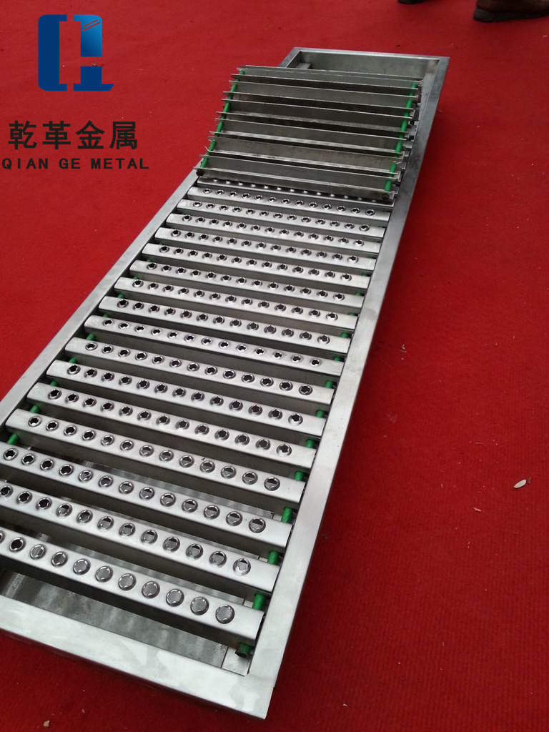 不銹鋼線性排水溝-06 不銹鋼線性排水溝-06